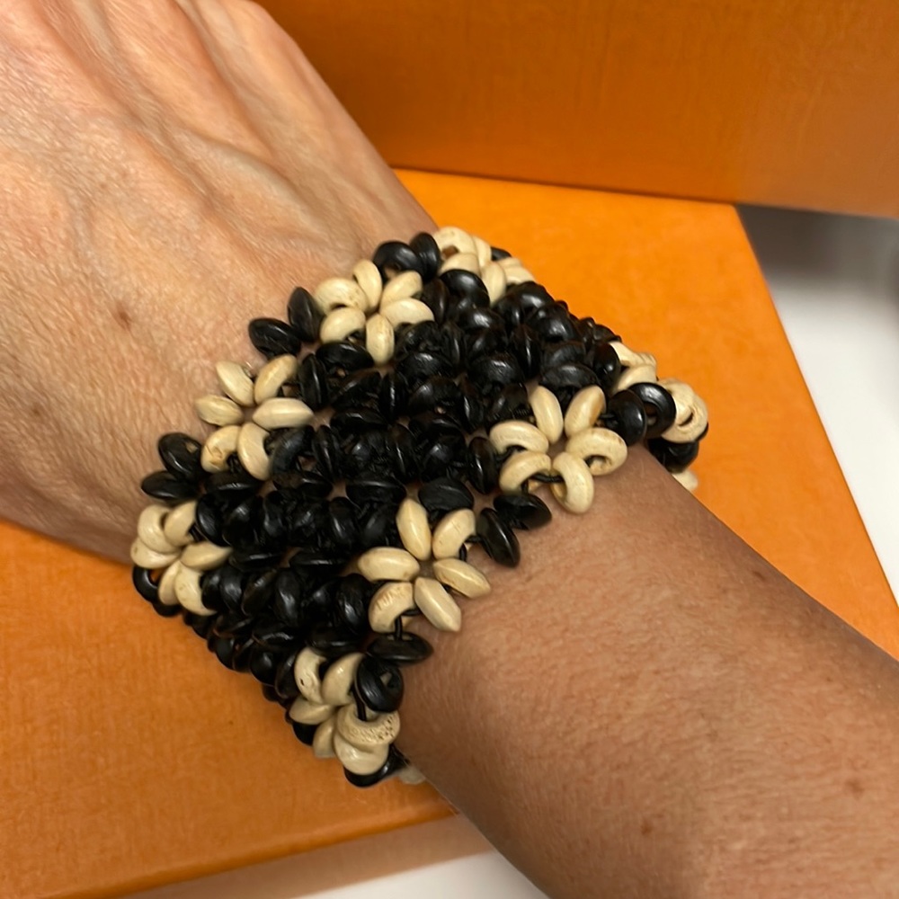 Tahitian handmade bracelet
